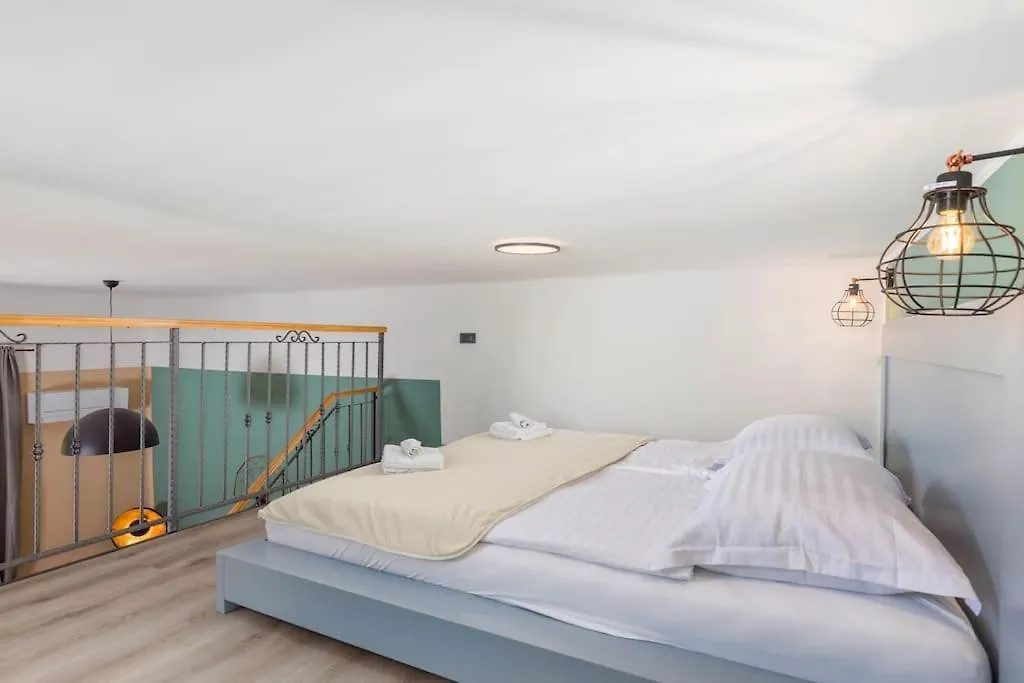 Maisonette Apartment Matej Lovran