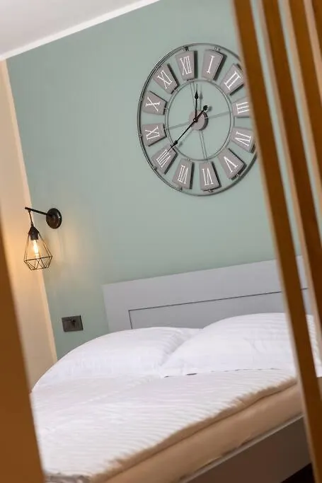 Maisonette Apartment Matej Laurana